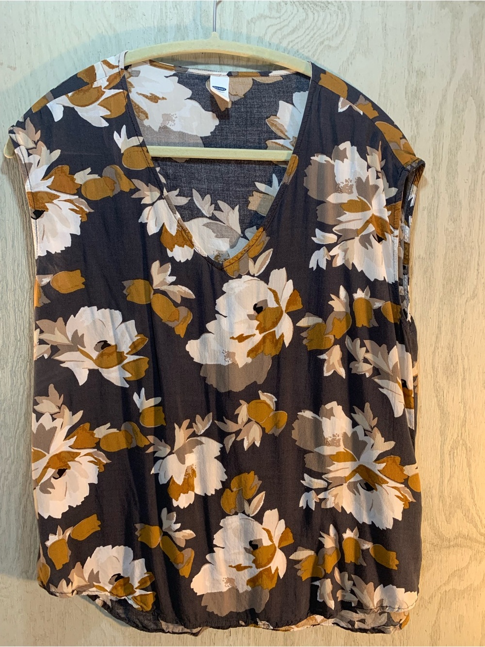 Old Navy Floral V-Neck Sleeveless Blouse - Black, White & Brown